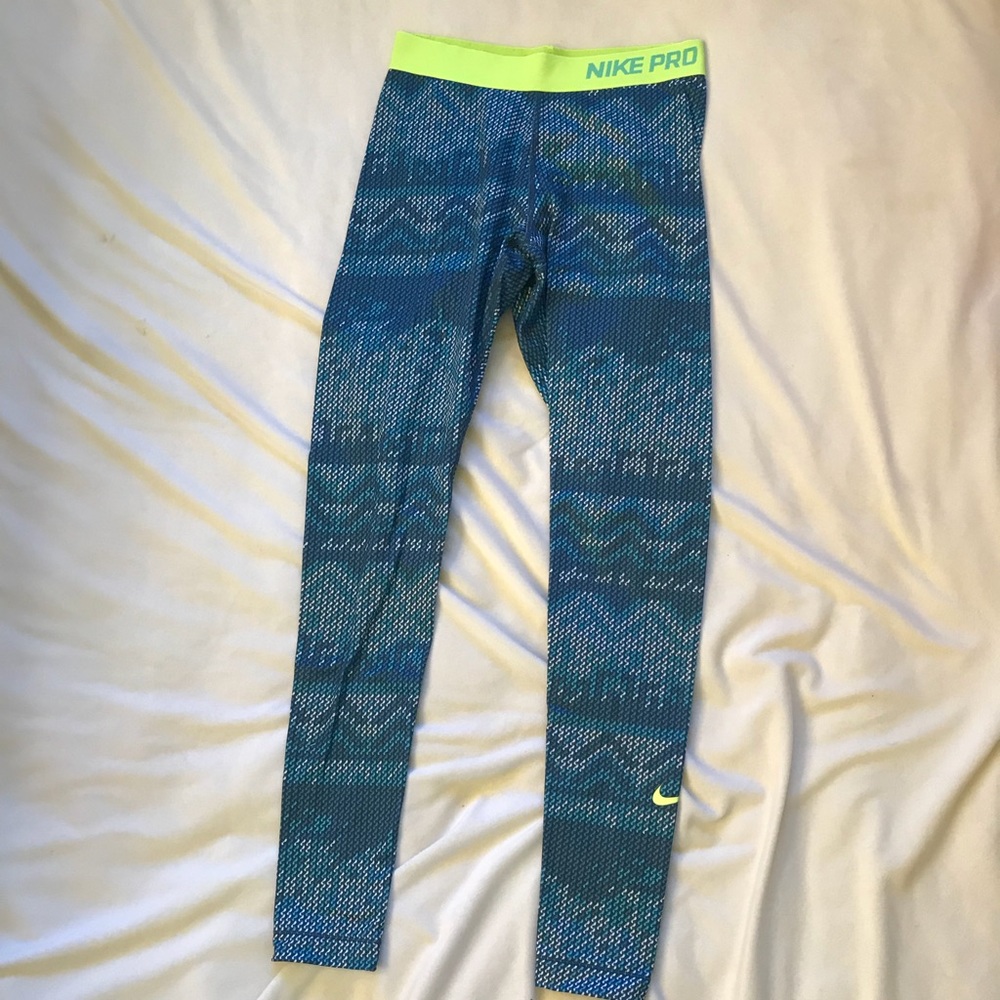 Nike leggings